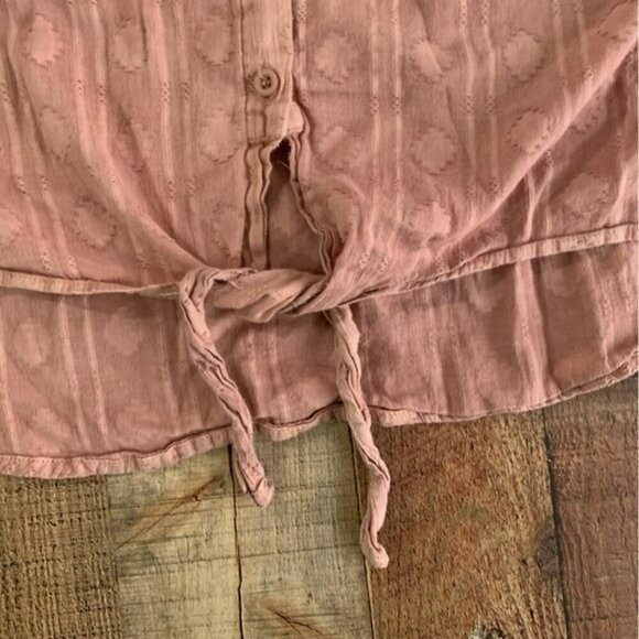 Jane & delancey womens blush pink short sleeve cuffed button up with front tie - Picture 7 of 8